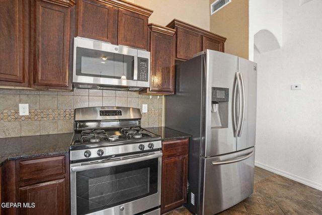 3276 PERUVIAN PASO, El Paso, TX 79938