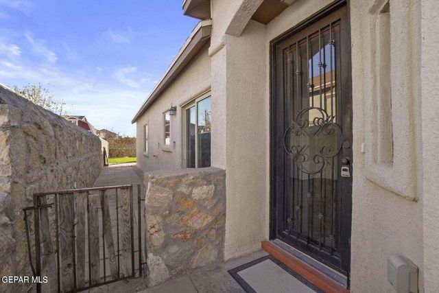 3276 PERUVIAN PASO, El Paso, TX 79938
