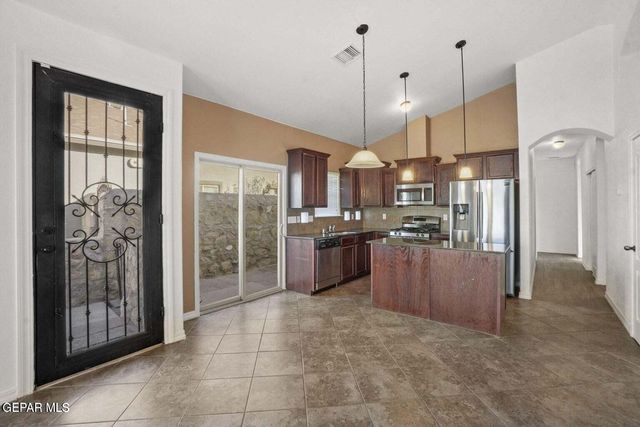 3276 PERUVIAN PASO, El Paso, TX 79938