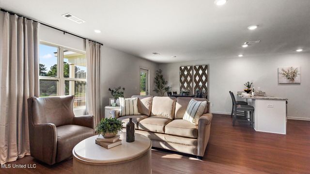 605 Cedar Place, Pearl, MS 39208