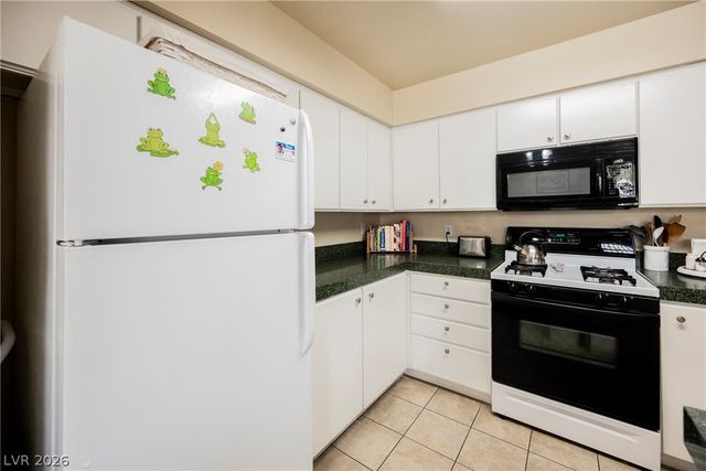 7909 Fossil Creek Lane 102, Las Vegas, NV 89145