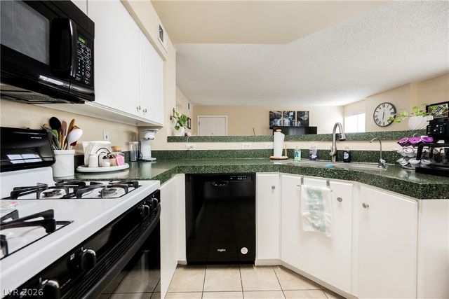 7909 Fossil Creek Lane 102, Las Vegas, NV 89145