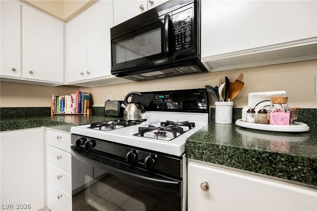 7909 Fossil Creek Lane 102, Las Vegas, NV 89145