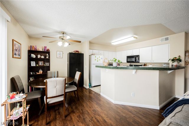 7909 Fossil Creek Lane 102, Las Vegas, NV 89145