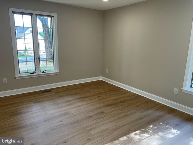 2734 OLD CEDAR GROVE RD, Broomall, PA 19008