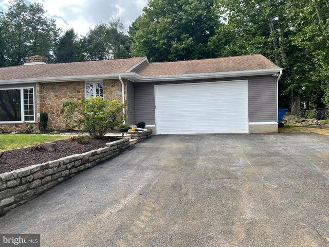 2734 OLD CEDAR GROVE RD, Broomall, PA 19008