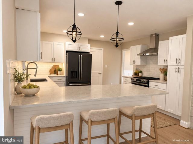2734 OLD CEDAR GROVE RD, Broomall, PA 19008