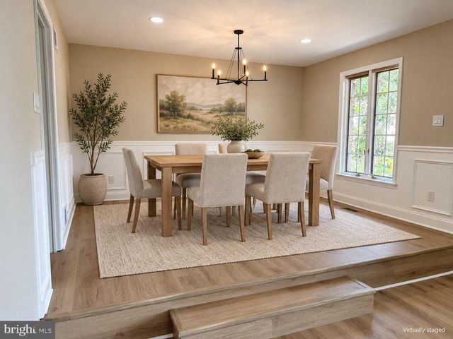 2734 OLD CEDAR GROVE RD, Broomall, PA 19008