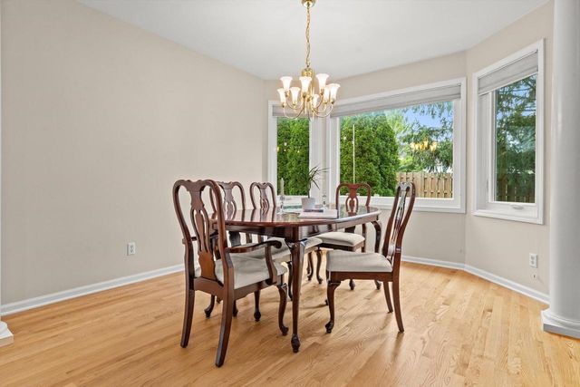 1618 34th COURT, Kenosha, WI 53144