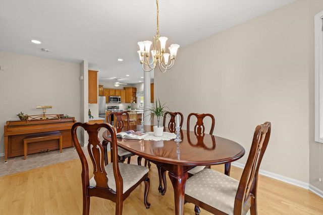 1618 34th COURT, Kenosha, WI 53144