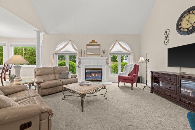 1618 34th COURT, Kenosha, WI 53144