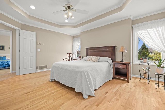 1618 34th COURT, Kenosha, WI 53144