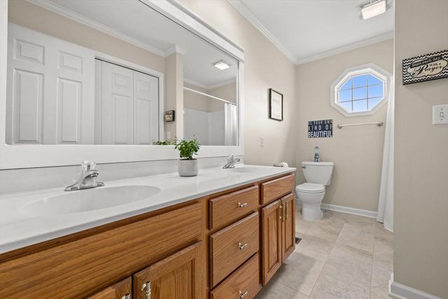 1618 34th COURT, Kenosha, WI 53144