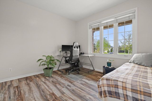 1618 34th COURT, Kenosha, WI 53144