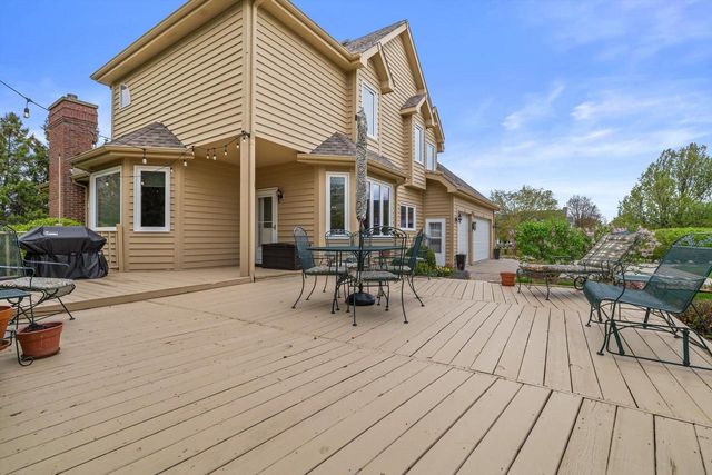 1618 34th COURT, Kenosha, WI 53144