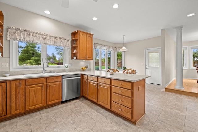 1618 34th COURT, Kenosha, WI 53144
