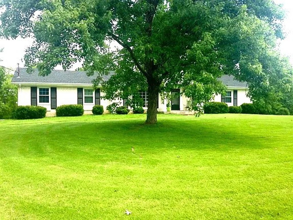 1211 Clearview Dr, Mount Juliet, TN 37122