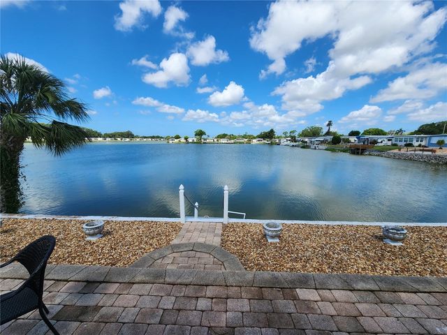 808 53RD AVENUE E 27, Bradenton, FL 34203