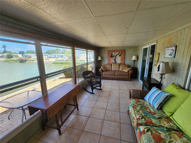 808 53RD AVENUE E 27, Bradenton, FL 34203