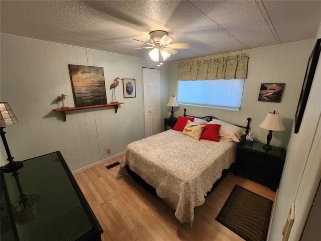 808 53RD AVENUE E 27, Bradenton, FL 34203