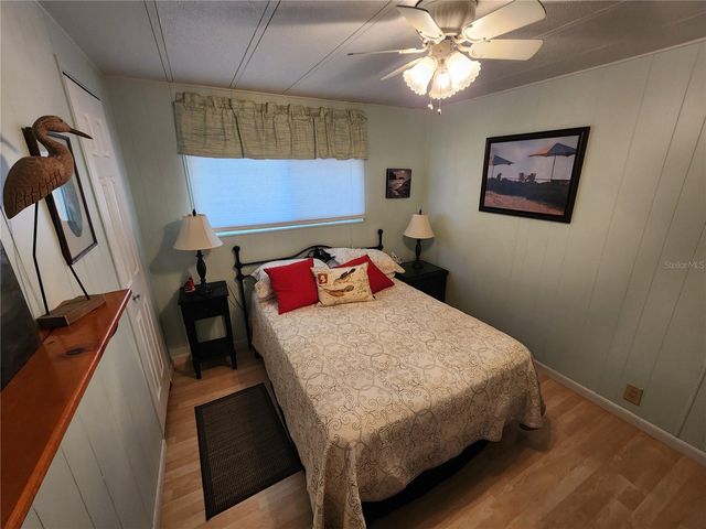 808 53RD AVENUE E 27, Bradenton, FL 34203