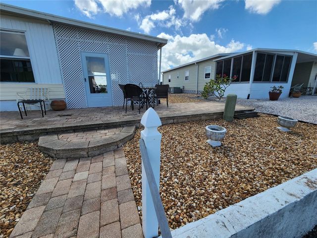 808 53RD AVENUE E 27, Bradenton, FL 34203