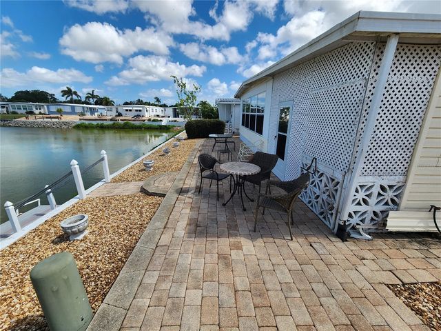808 53RD AVENUE E 27, Bradenton, FL 34203
