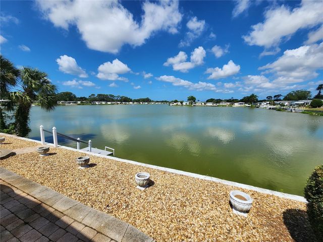 808 53RD AVENUE E 27, Bradenton, FL 34203
