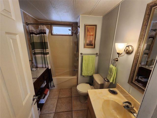 808 53RD AVENUE E 27, Bradenton, FL 34203