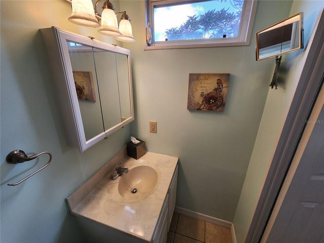 808 53RD AVENUE E 27, Bradenton, FL 34203
