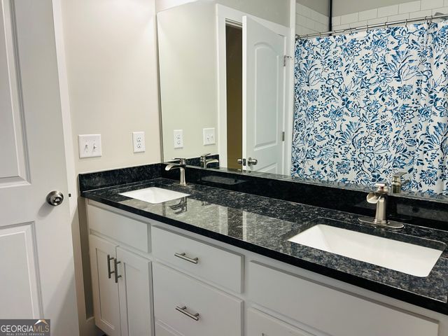 1027 Roberts Road, Demorest, GA 30535