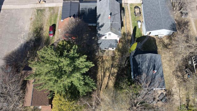 1015 Ethel Avenue, Hancock, MI 49930