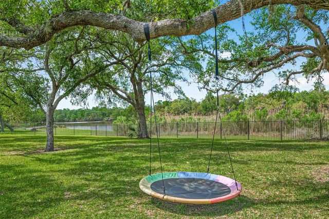 31734 Bayou Bend, Richwood, TX 77515