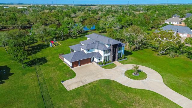 31734 Bayou Bend, Richwood, TX 77515