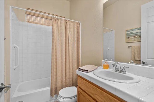 34213 Lake Breeze Drive, Yucaipa, CA 92399
