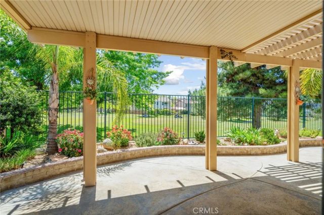 34213 Lake Breeze Drive, Yucaipa, CA 92399