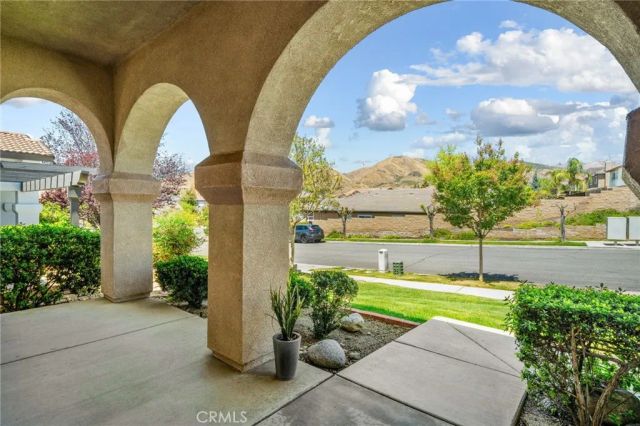 34213 Lake Breeze Drive, Yucaipa, CA 92399