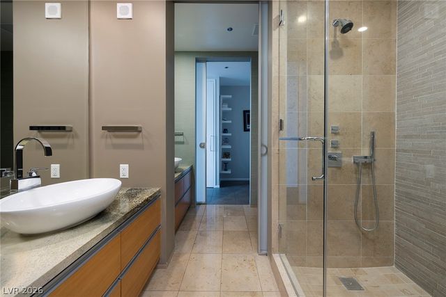 3722 South Las Vegas Boulevard 802, Las Vegas, NV 89158