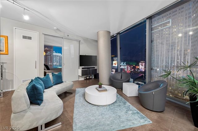 3722 South Las Vegas Boulevard 802, Las Vegas, NV 89158