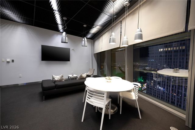 3722 South Las Vegas Boulevard 802, Las Vegas, NV 89158