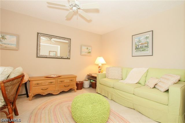 10686 Gulf Shore DR A302, Naples, FL 34108