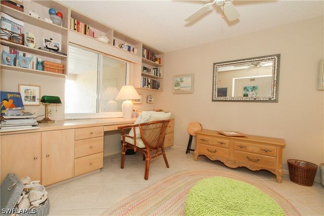 10686 Gulf Shore DR A302, Naples, FL 34108