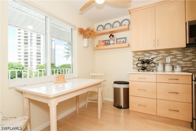 10686 Gulf Shore DR A302, Naples, FL 34108