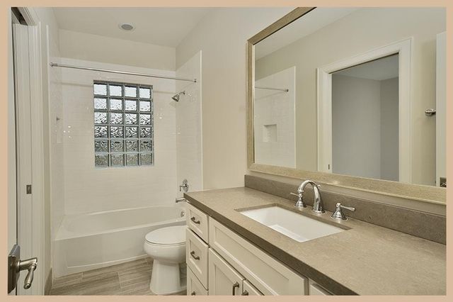 215 Willow Street, Shenandoah, TX 77384