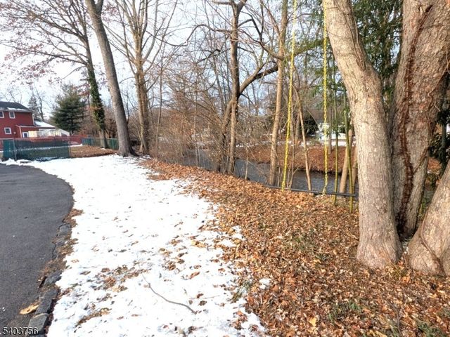 726 W Milton Ave 1, Rahway City, NJ 07065