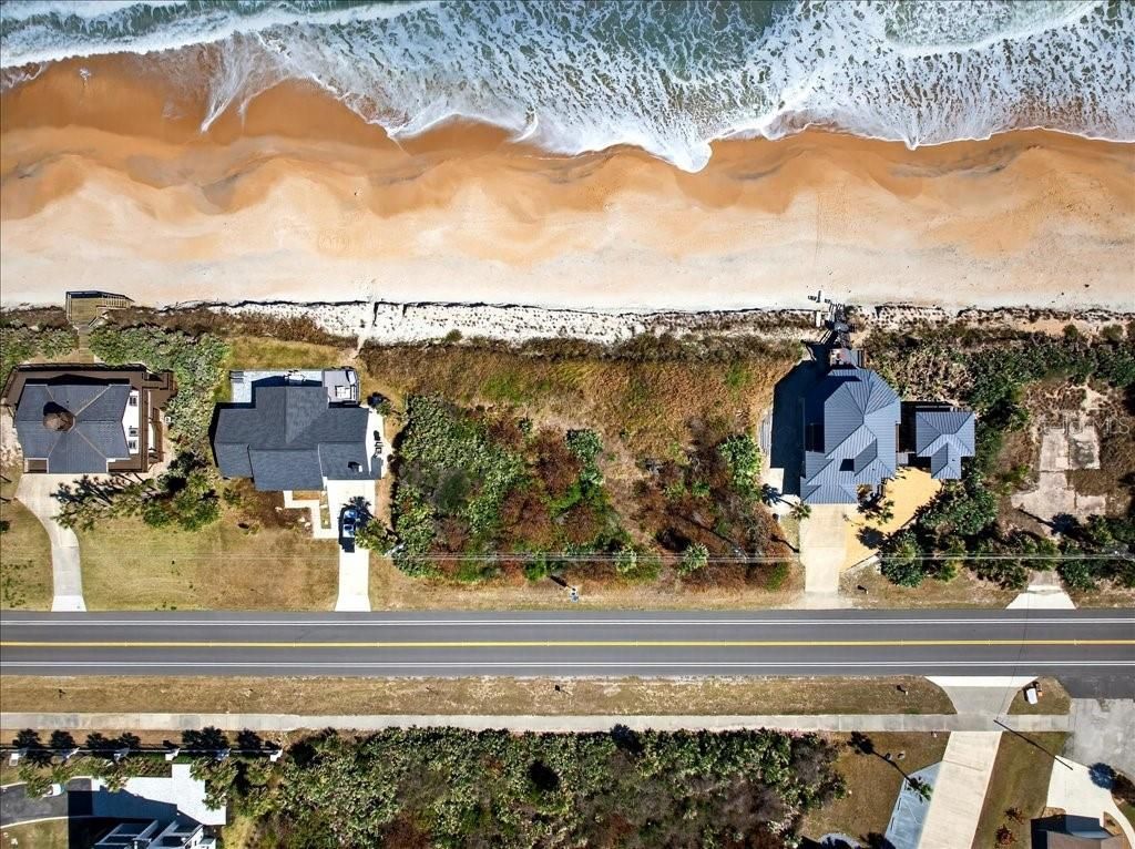 Image 13 of property listing at 3527 N OCEAN SHORE BOULEVARD, Palm Coast, FL 32137