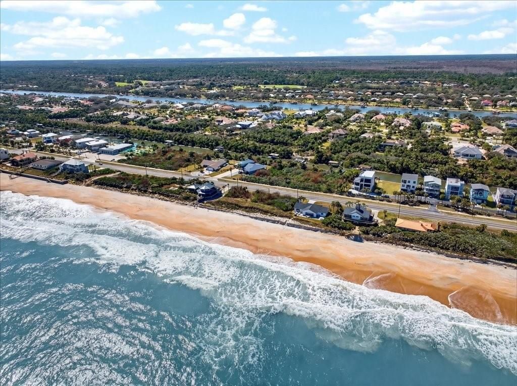 Image 5 of property listing at 3527 N OCEAN SHORE BOULEVARD, Palm Coast, FL 32137