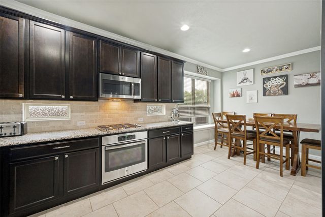 1636 Suncatcher Way, Fort Worth, TX 76052