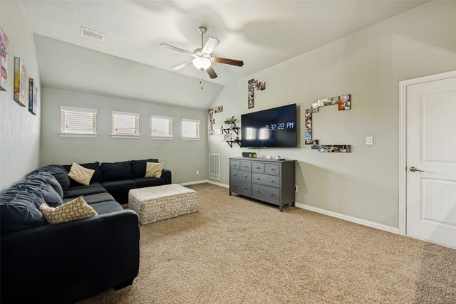 1636 Suncatcher Way, Fort Worth, TX 76052