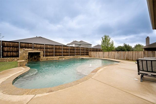 1636 Suncatcher Way, Fort Worth, TX 76052